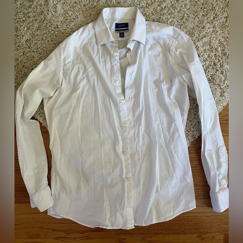 Apt. 9 men’s button down white dress shirt size 15-15.5, 34/35 reg. worn once,